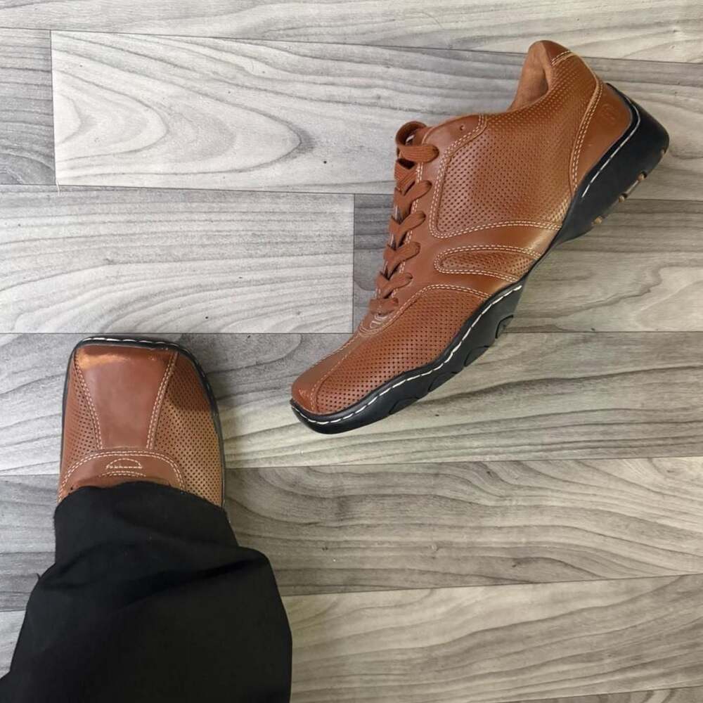 Kenneth Cole Reaction Brown Leather Square Toe Sneakers Size 11 MR00022LE